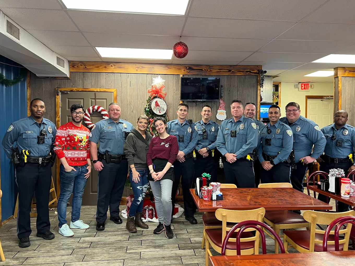Police officers at the diner